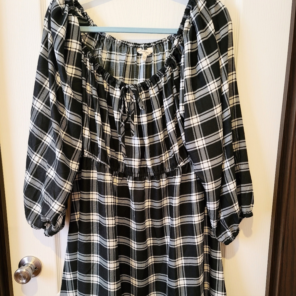 Woman's Dress